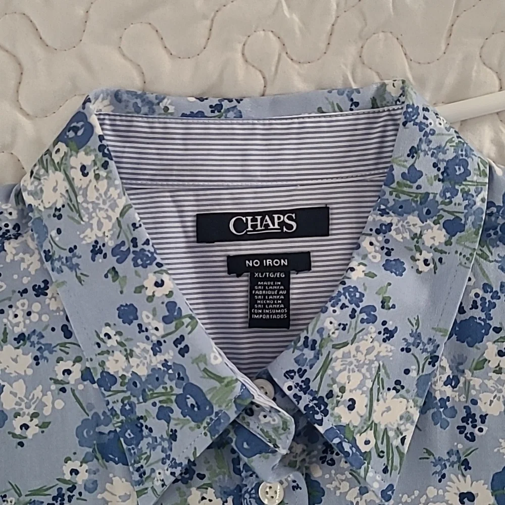 Women's Chaps XL 3/4 Length Sleeve Button Down. Great Condition (5) - Picture 3 of 13